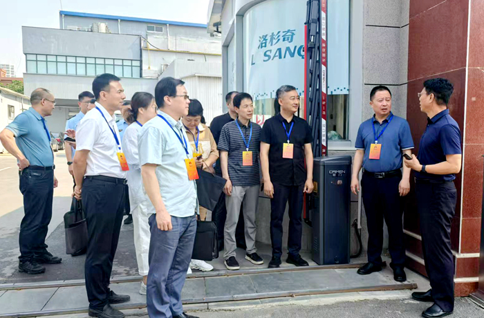 強化安全監管 筑牢安全防線｜新華區人大常委會副主任韓碧軍帶隊檢查洛杉奇烘焙公司安全生產工作